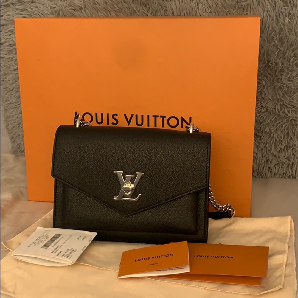 Louis Vuitton  Mylockme BB Noir